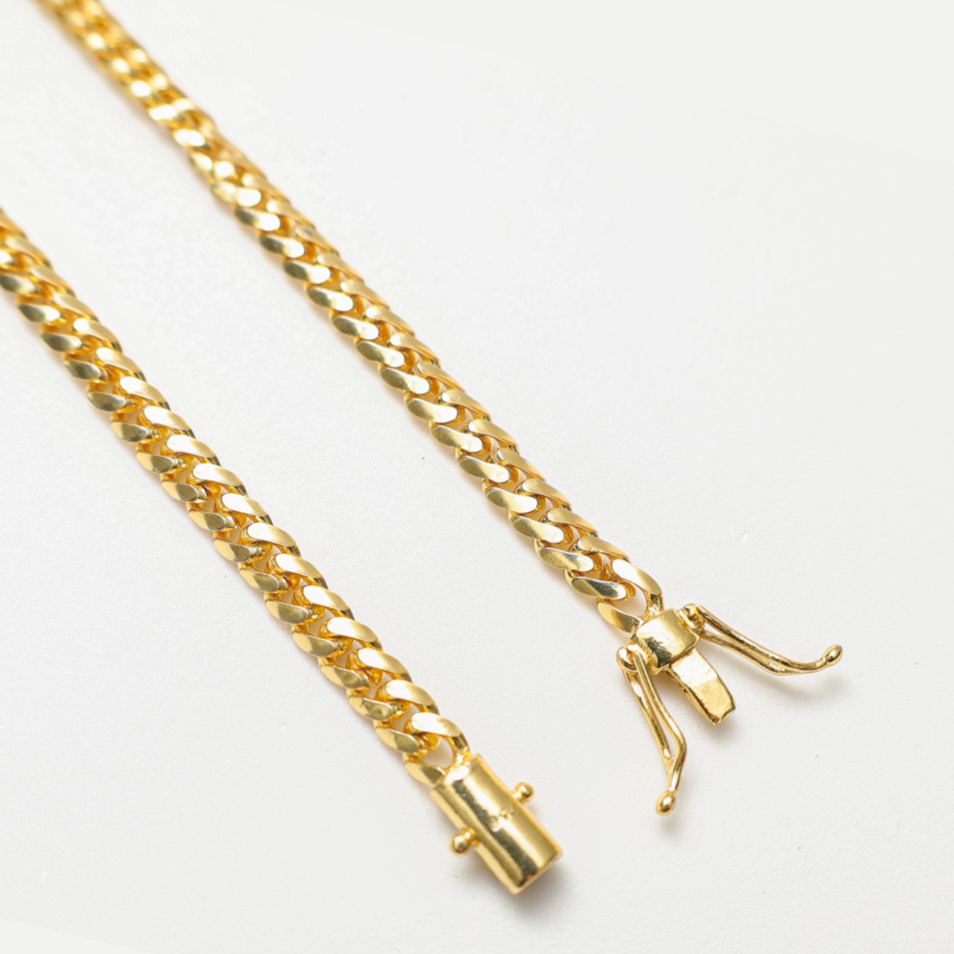 CUBAN CHAIN 5.5MM  - GOLD