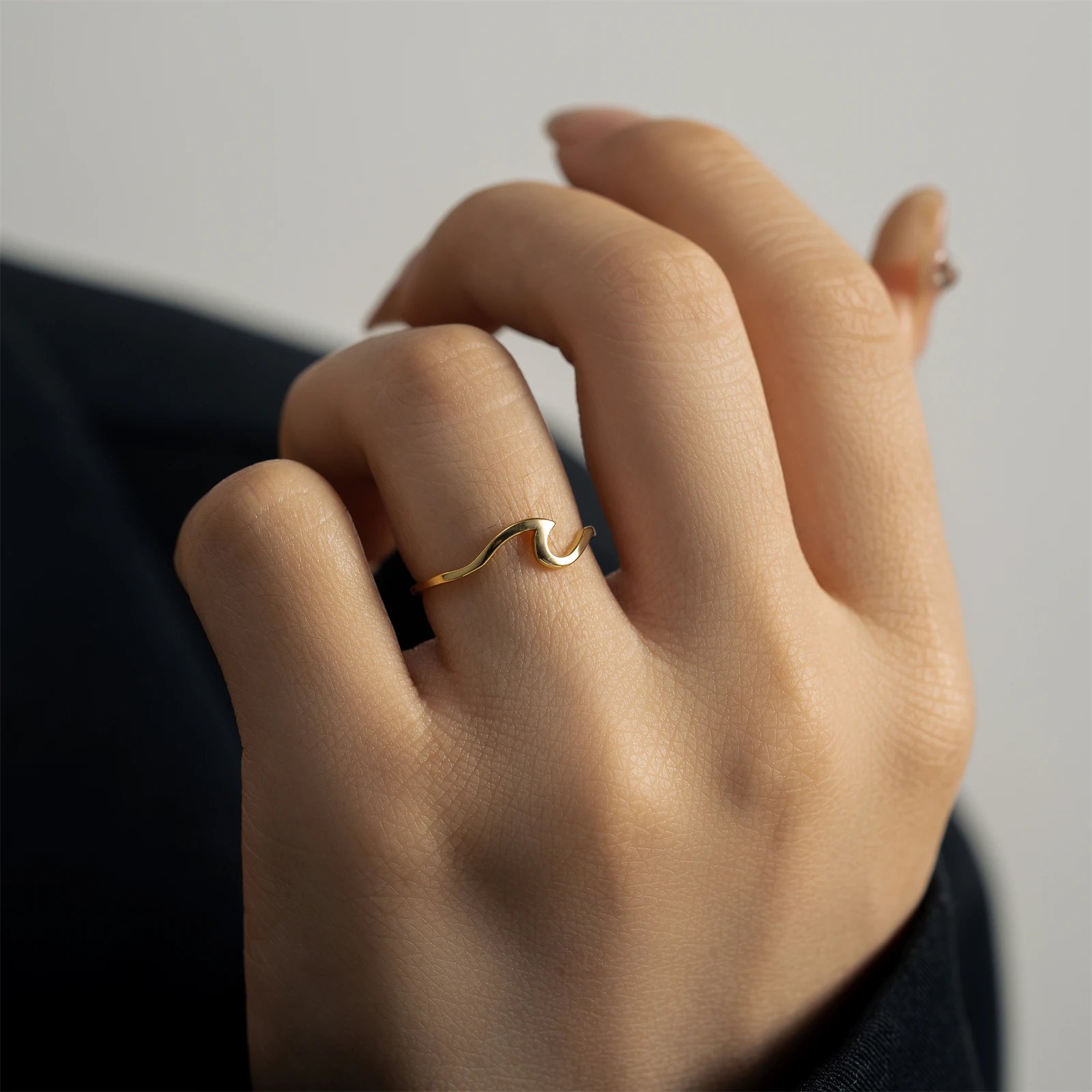 Twist Simple Rings